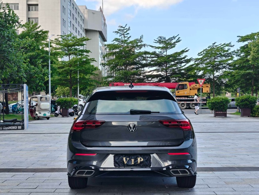 Volkswagen Golf 2021 car image #7