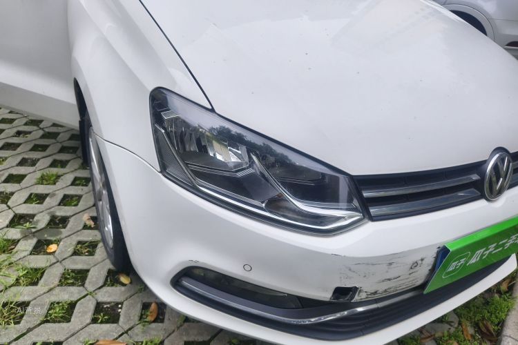 Volkswagen Polo 2018 car image #8