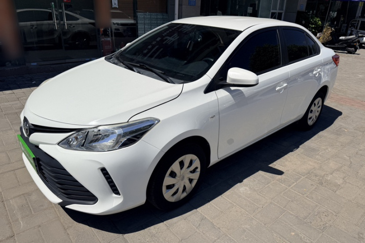 Toyota Vios 2019 صورة سيارة #2