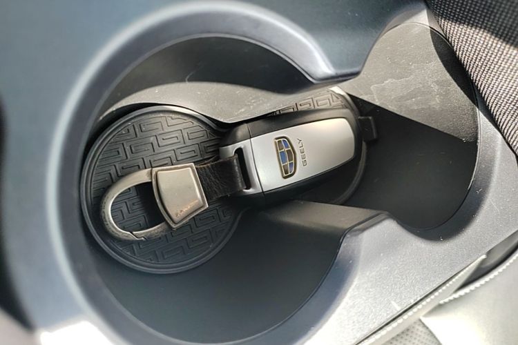 GEELY Emgrand 2018 #9 GEELY Emgrand 2018 car image #9