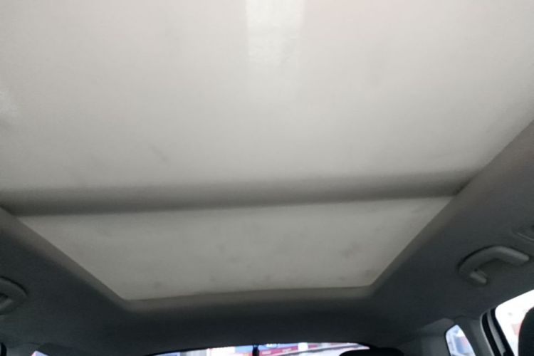 Volkswagen Tharu 2023 car image #18