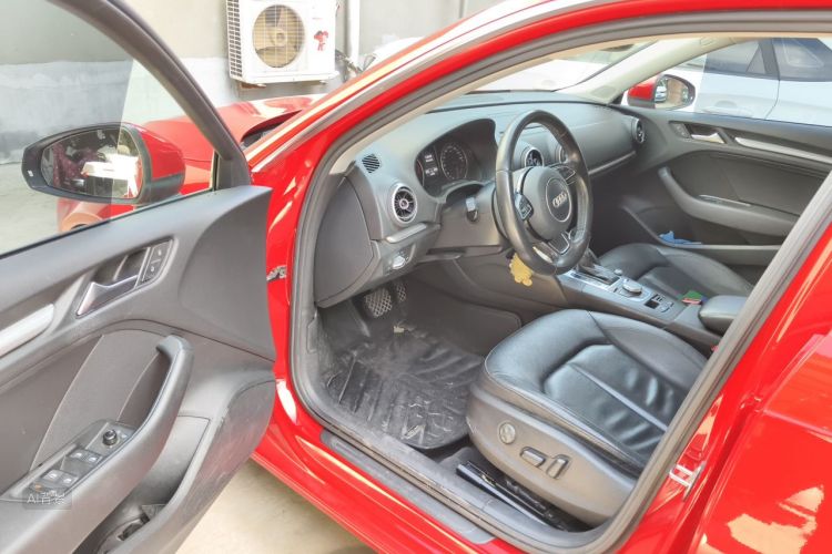 Audi A3 2016 car image #13