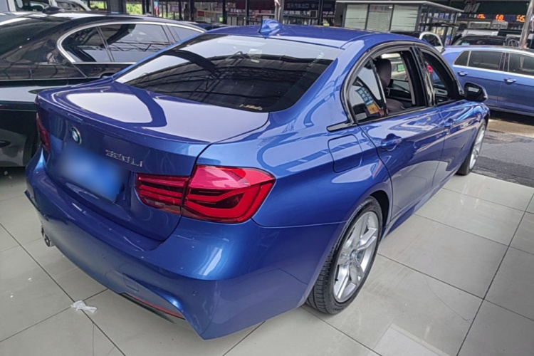 BMW 3 Series 2019 #5 BMW 3 Series 2019 car image #5