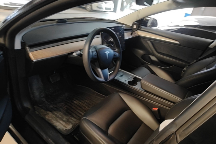 Tesla Model 3 2023 #15 Tesla Model 3 2023 car image #15