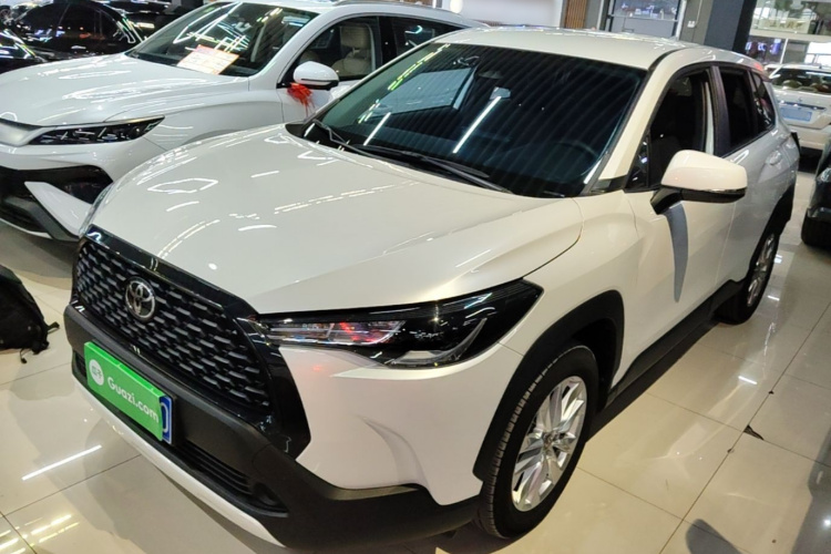 Toyota Corolla Cross 2024 image de voiture #2