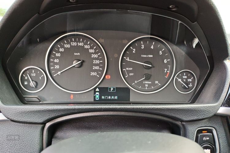 BMW 3 Series 2017 #13 BMW 3 Series 2017 car image #13