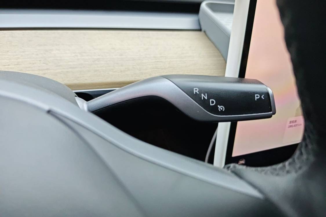 特斯拉 Model Y 2023 汽车图片 #27
