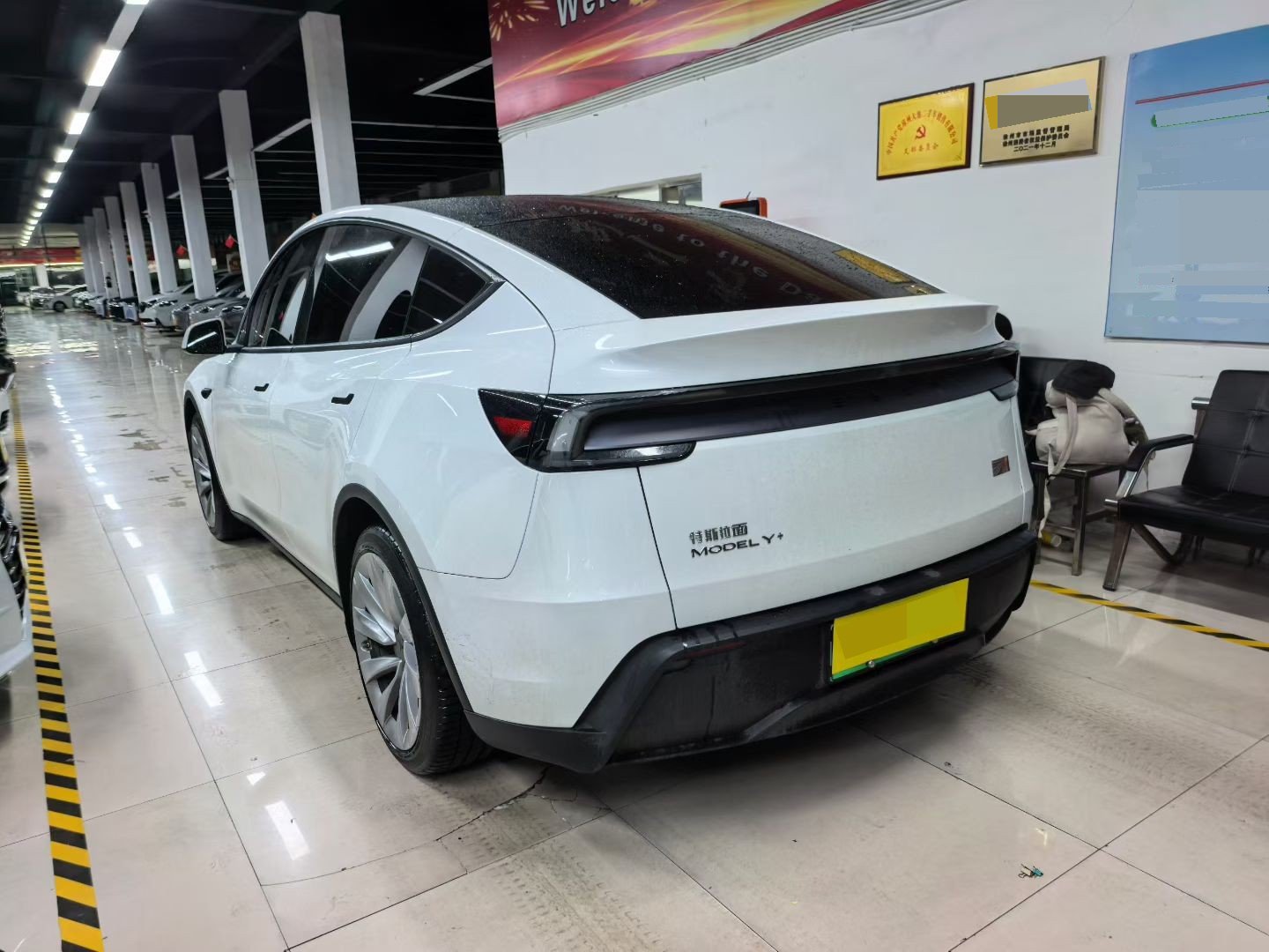 Tesla Model Y 2025 #9 Tesla Model Y 2025 imagen de coche #9