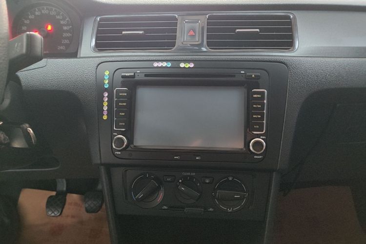 Volkswagen Santana 2016 immagine di auto #17