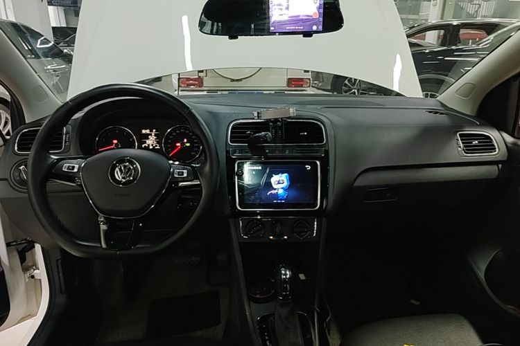 Volkswagen Polo 2018 #10 Volkswagen Polo 2018 car image #10