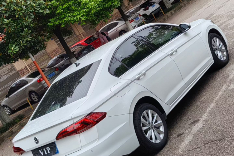 Volkswagen Bora 2020 car image #4