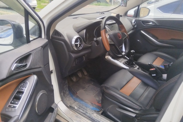 BYD Yuan 2017 #18 BYD Yuan 2017 car image #18