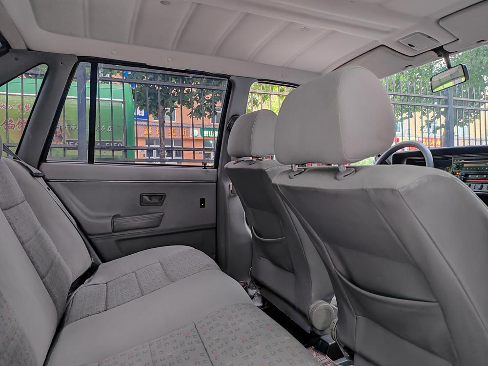 Volkswagen Santana Classic 2010 #9 Volkswagen Santana Classic 2010 صورة سيارة #9