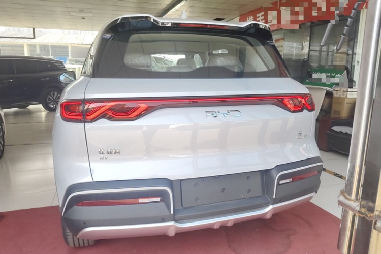 BYD YuanUP 2025 #6 BYD YuanUP 2025 car image #6