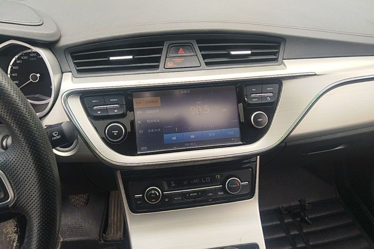 GEELY Emgrand GL 2017 imagen de coche #13