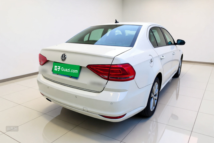 Volkswagen Lavida 2017 car image #7