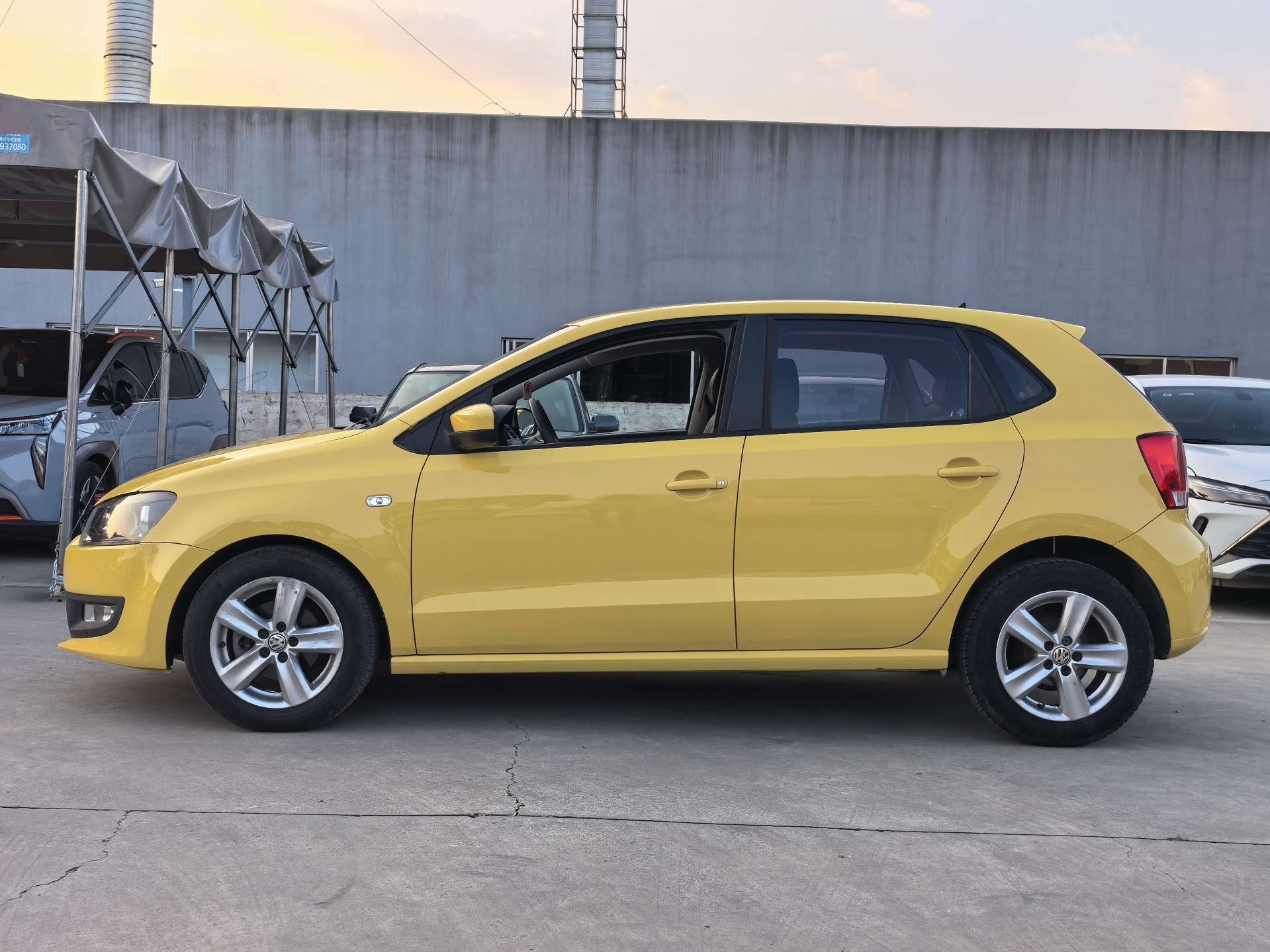 Volkswagen Polo 2011 #4 Volkswagen Polo 2011 imagen de coche #4