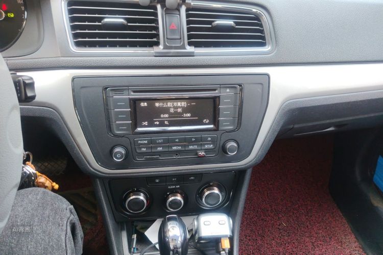 Volkswagen Lavida 2016 car image #15