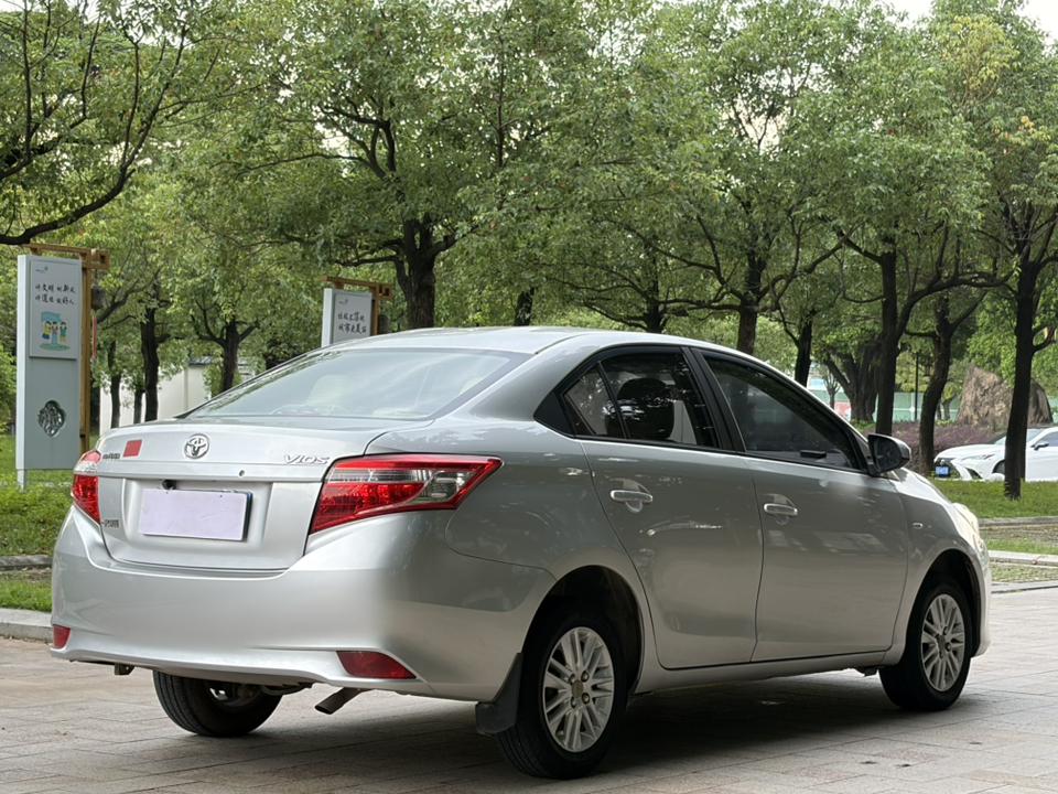 Toyota Vios 2015 #7 Toyota Vios 2015 car image #7