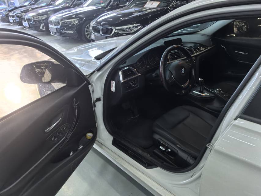 BMW 3 Series 2016 #2 BMW 3 Series 2016 car image #2