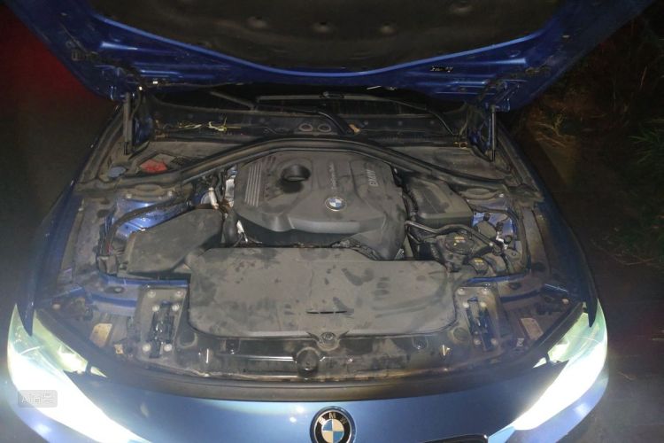 BMW 3 Series 2018 #22 BMW 3 Series 2018 car image #22