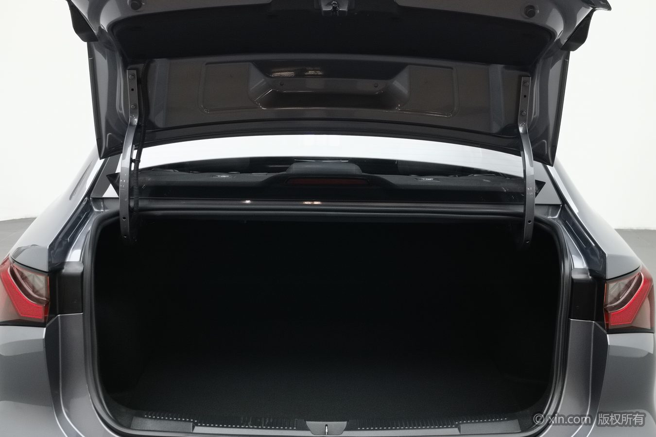 Roewe i5 2024 #17 Roewe i5 2024 صورة سيارة #17