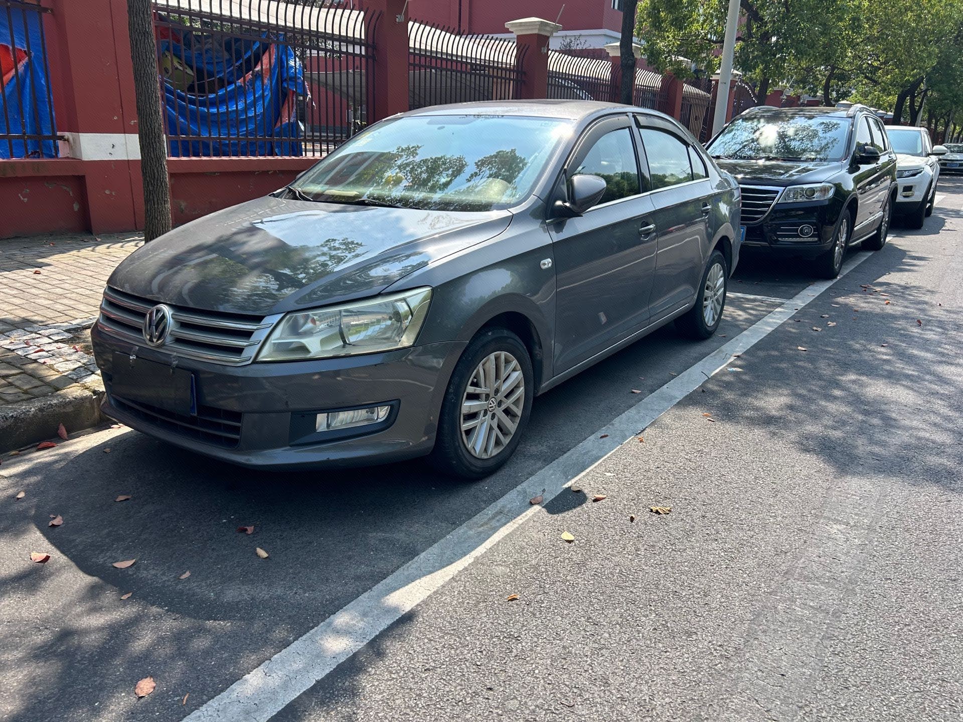 Volkswagen Santana 2013 car image 