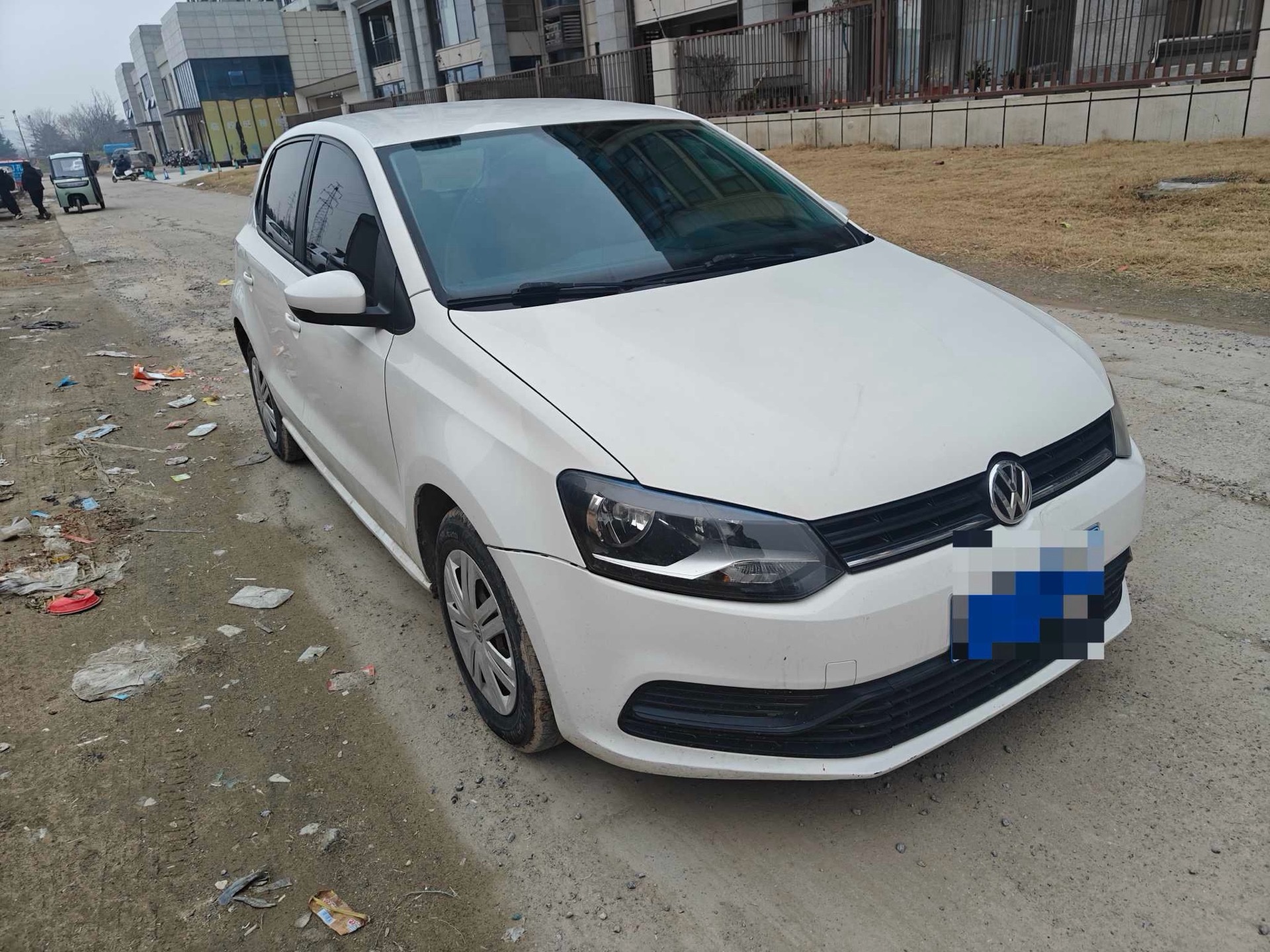 Volkswagen Polo 2017 car image #2