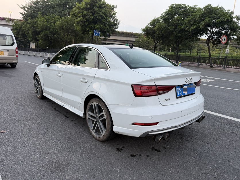 Audi A3 2019 immagine di auto #5