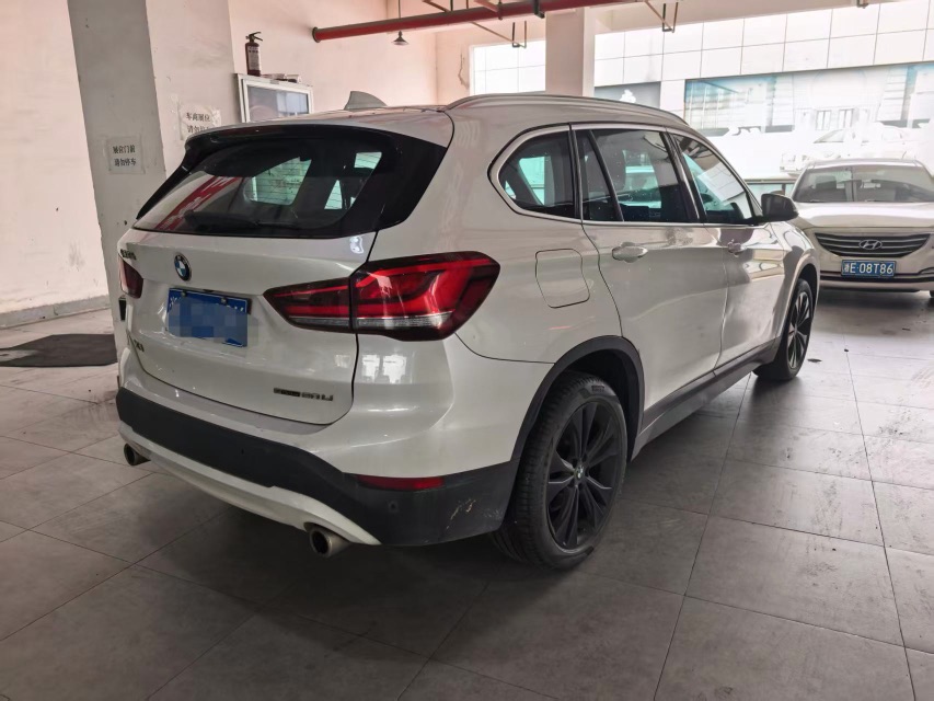 BMW X1 2021 car image #3