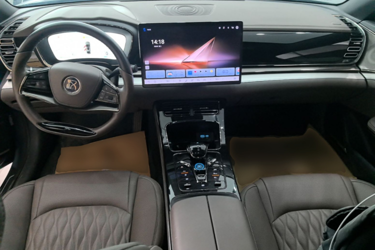 BYD Han 2024 car image #10