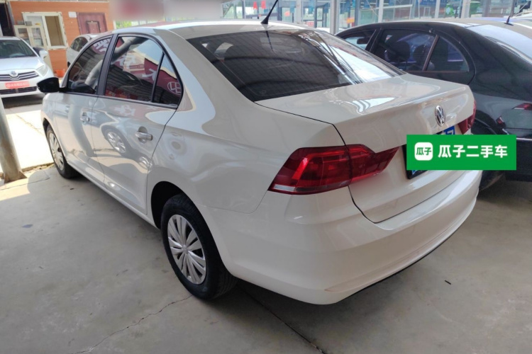 Volkswagen Santana 2022 car image #5