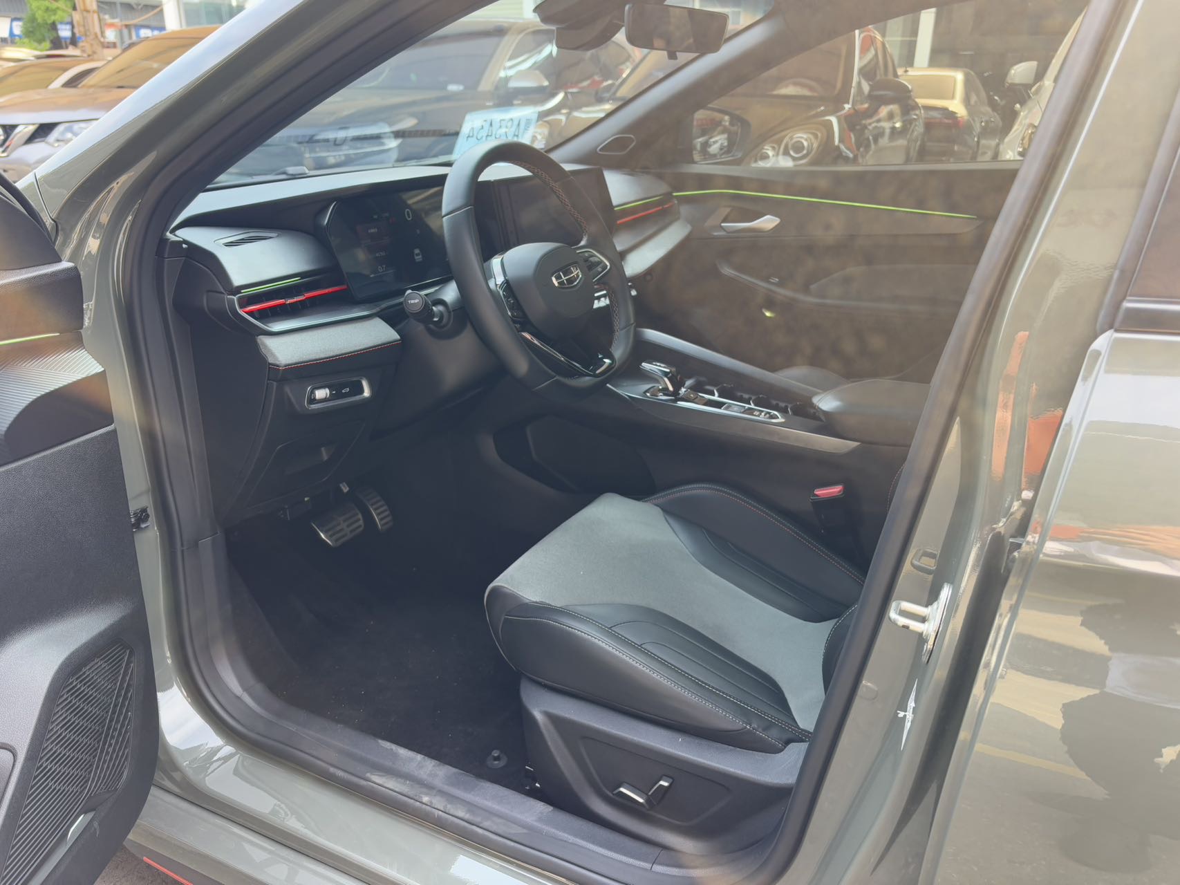 GEELY Binray 2022 imagem de carro #6