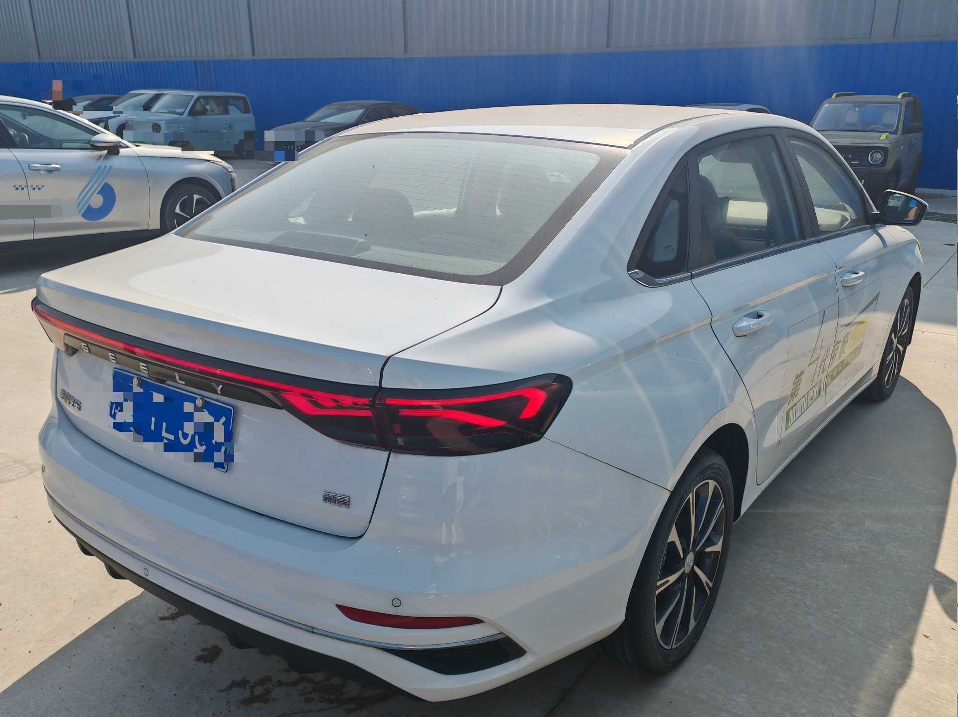 GEELY Emgrand 2024 #2 GEELY Emgrand 2024 car image #2