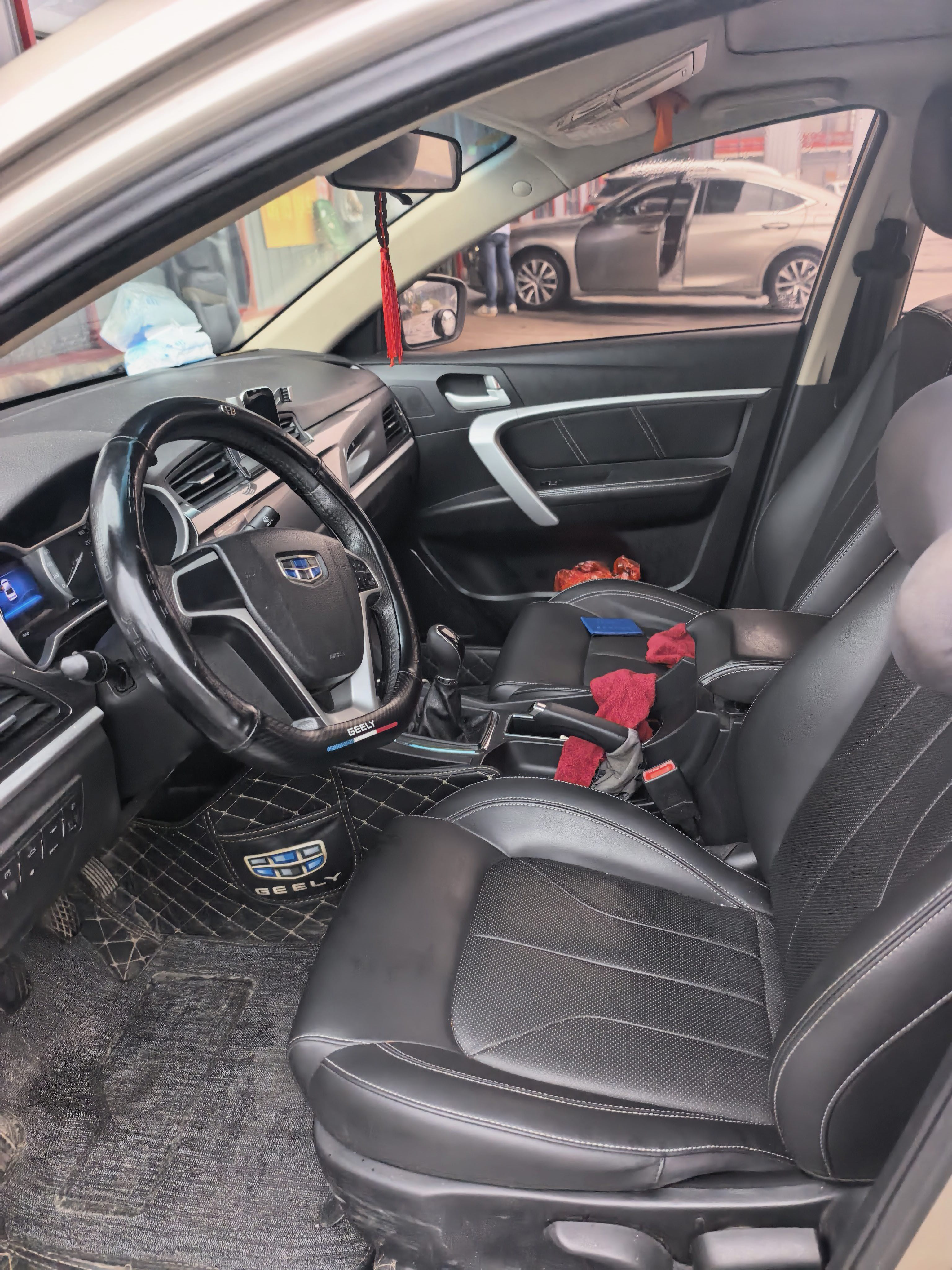GEELY Emgrand 2018 car image #7