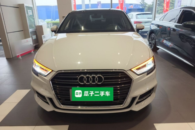 Audi A3 2019 imagen de coche #3