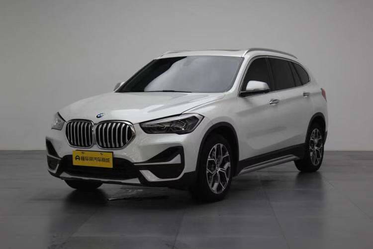 BMW X1 2021 BMW X1 2021 car image
