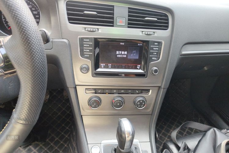 Volkswagen Golf 2015 immagine di auto #15