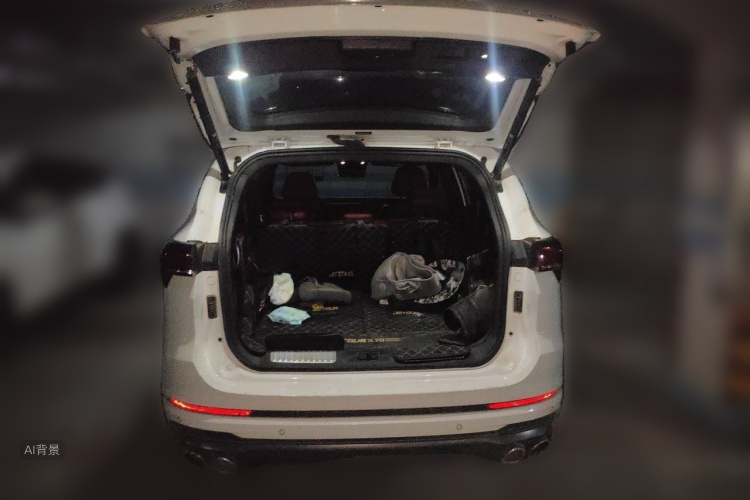 Jetour X70 PLUS 2023 car image #21