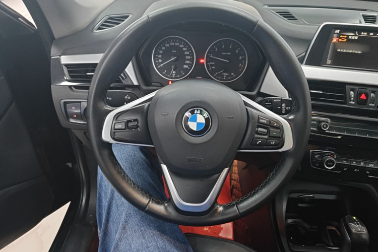 BMW X1 2016 #11 BMW X1 2016 immagine di auto #11