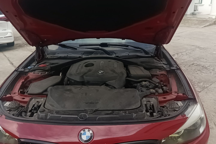 BMW 3 Series GT 2018 #20 BMW 3 Series GT 2018 car image #20
