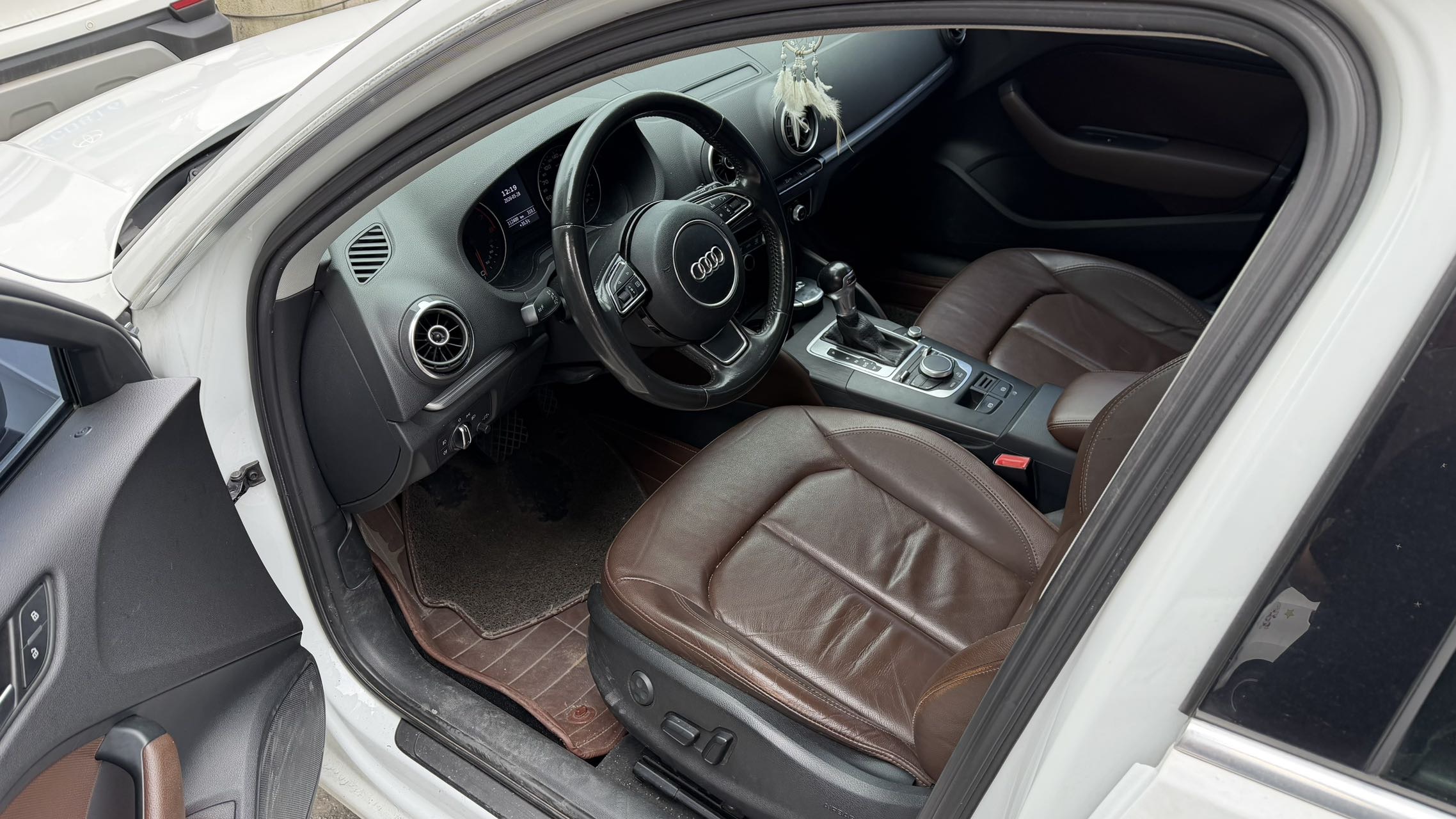 Audi A3 2015 car image #2