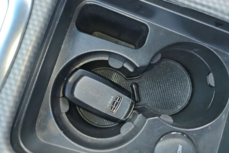 GEELY Emgrand GS 2016 car image #9