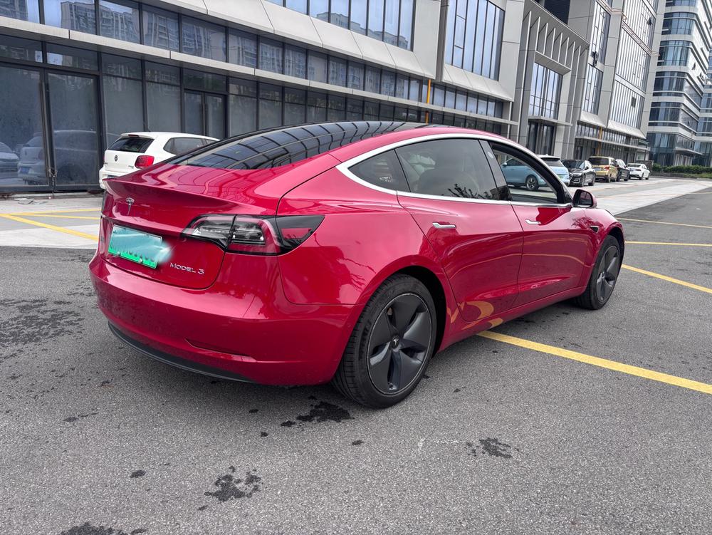 Tesla Model 3 2020 car image #5