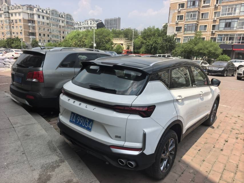 GEELY Coolray 2026 car image #5