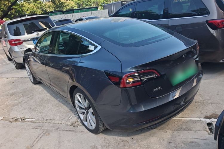 Tesla Model 3 2020 #5 Tesla Model 3 2020 صورة سيارة #5
