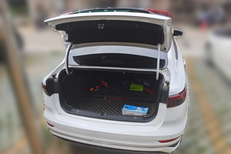 GEELY Emgrand 2024 #21 GEELY Emgrand 2024 car image #21