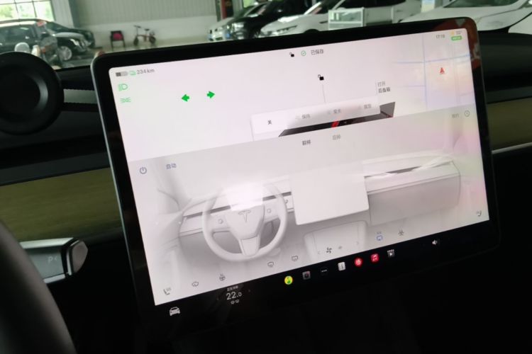 Tesla Model Y 2023 #13 Tesla Model Y 2023 car image #13
