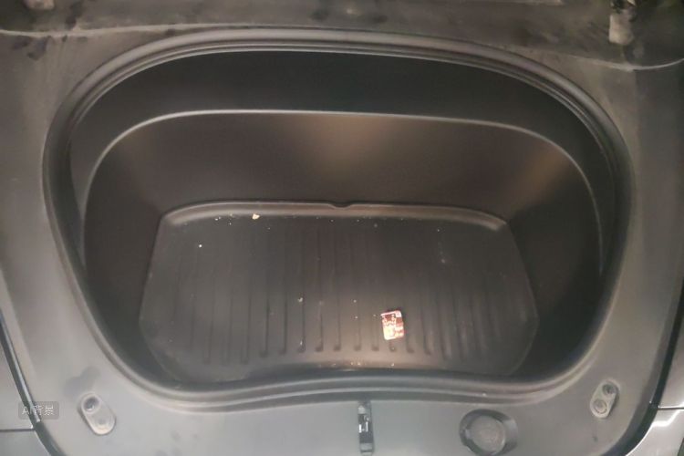 Tesla Model 3 2024 car image #22