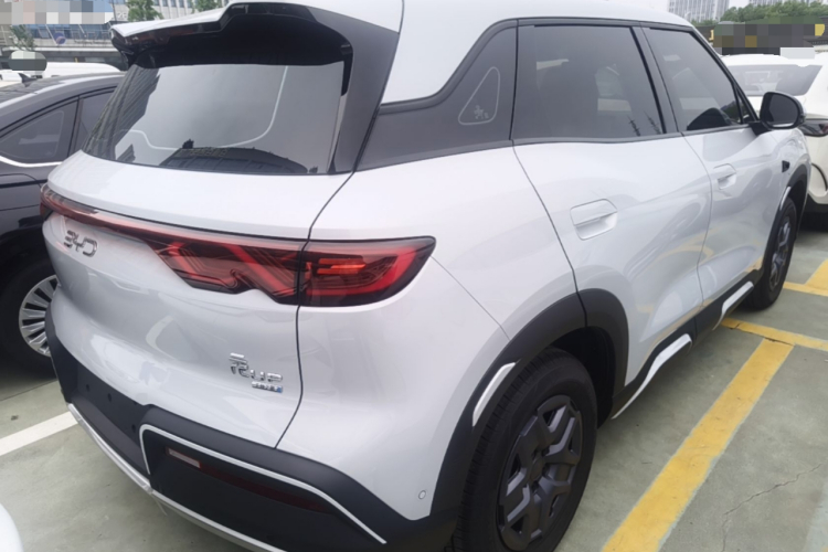 BYD YuanUP 2026 car image #7